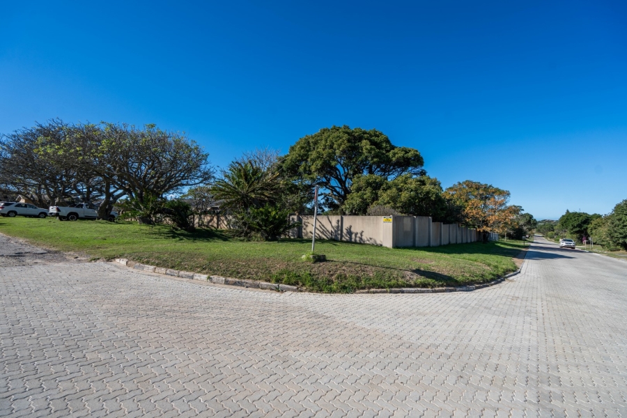 5 Bedroom Property for Sale in West Bank Eastern Cape